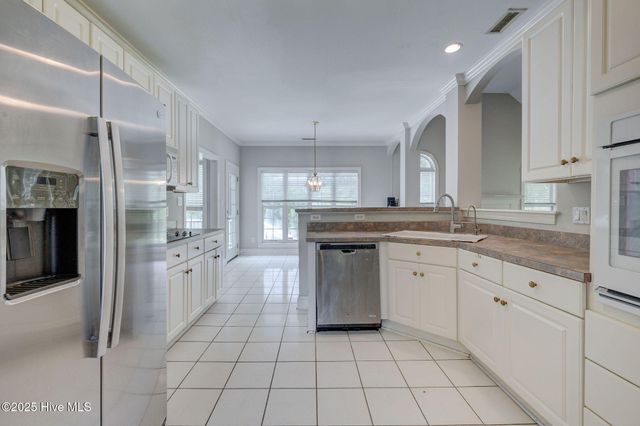 652 Lawshe Court, Wilmington, NC 28412