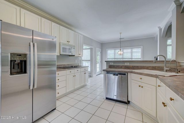 652 Lawshe Court, Wilmington, NC 28412