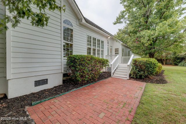 652 Lawshe Court, Wilmington, NC 28412