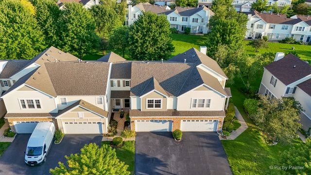 6780 Slate Drive, Carpentersville, IL 60110
