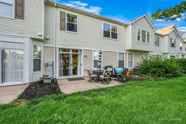 6780 Slate Drive, Carpentersville, IL 60110
