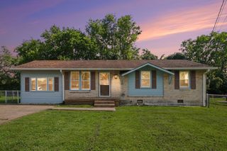 416 Lealand Ln, Lebanon, TN 37087