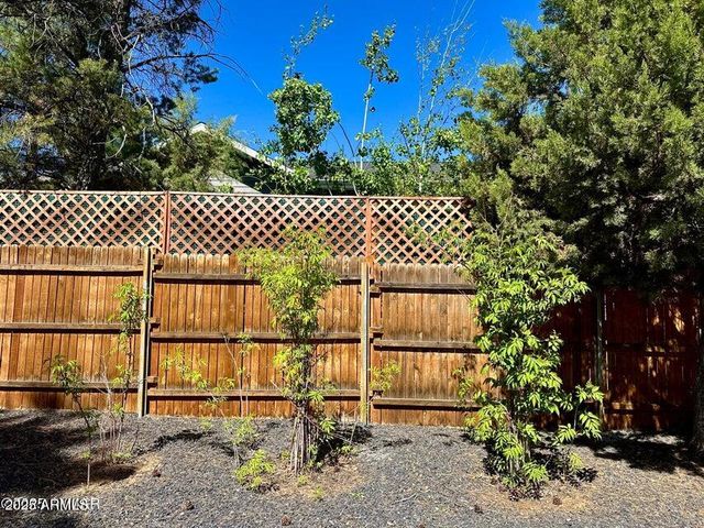 720 S REYNOLDS Lane, Show Low, AZ 85901