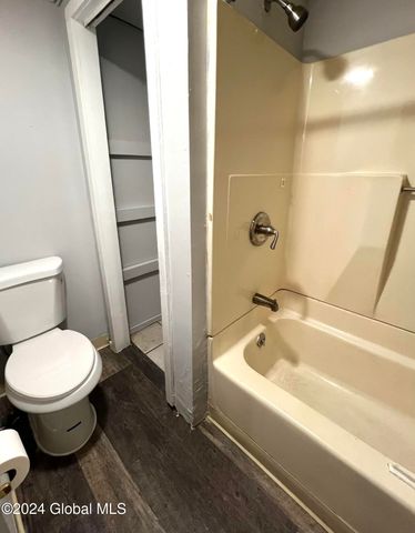 283 4th Street, Troy, NY 12180