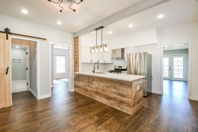 2119 Carter Street, Houston, TX 77008