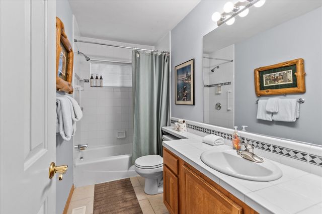 1120 Canterbury Drive, Kings Beach, CA 96143