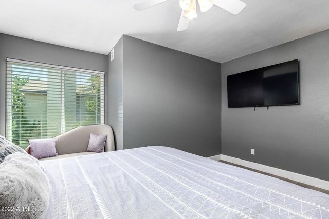 1502 E Topeka Drive, Phoenix, AZ 85024