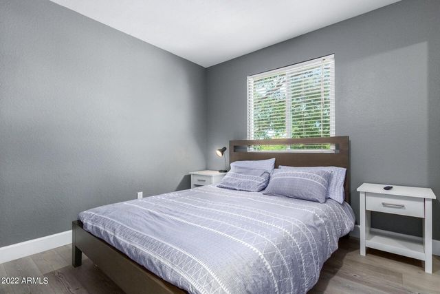 1502 E Topeka Drive, Phoenix, AZ 85024