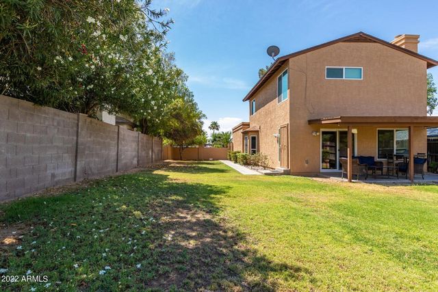 1502 E Topeka Drive, Phoenix, AZ 85024