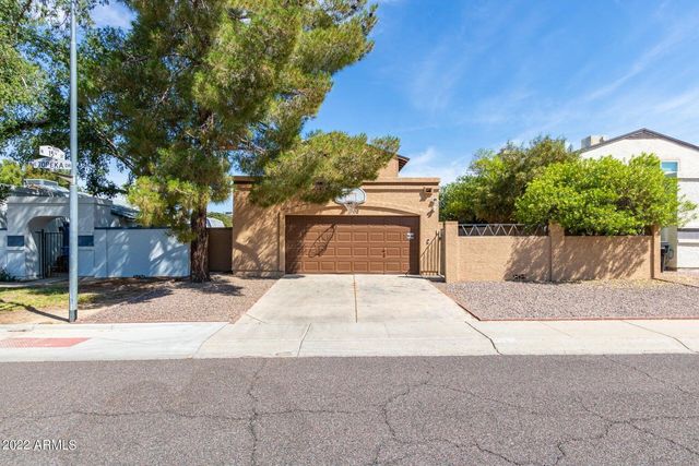 1502 E Topeka Drive, Phoenix, AZ 85024