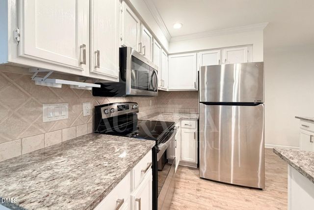 413 New Kent Place, Cary, NC 27511