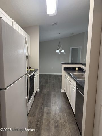 1202 Pickings Pl 202, Louisville, KY 40243
