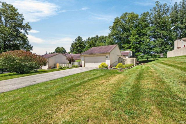 9126 S Greenridge Lane, Bloomington, IN 47401