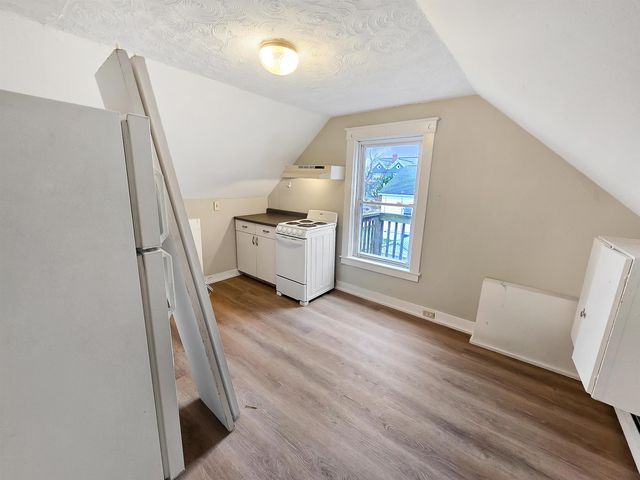 52 Chestnut Avenue, Rutland City, VT 05701