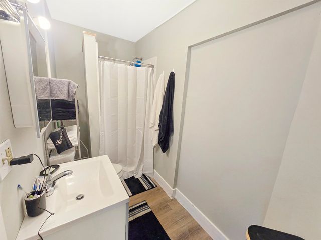 52 Chestnut Avenue, Rutland City, VT 05701