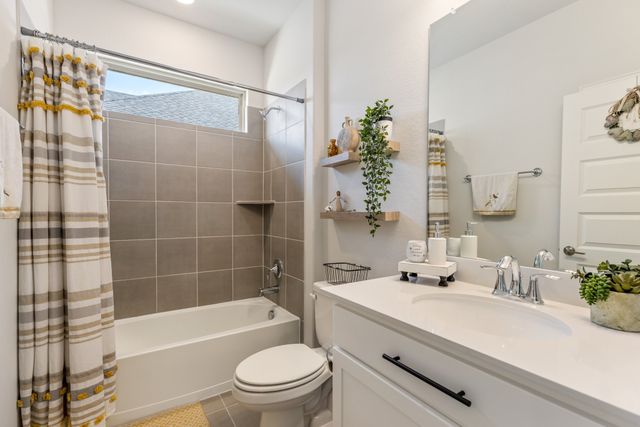 313 Savannah Lane, Oak Point, TX 75068