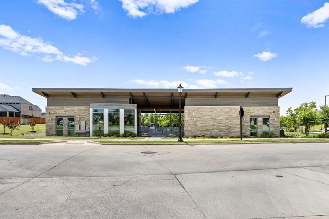 313 Savannah Lane, Oak Point, TX 75068