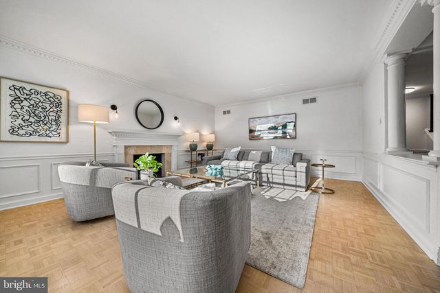 7305 FORT HUNT RD, Alexandria, VA 22307