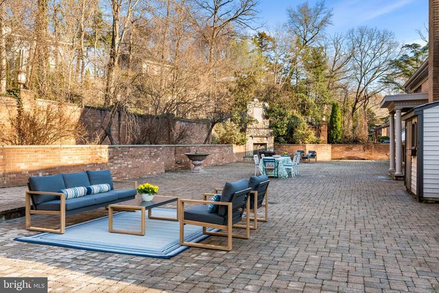 7305 FORT HUNT RD, Alexandria, VA 22307