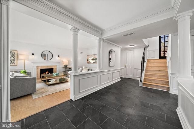 7305 FORT HUNT RD, Alexandria, VA 22307