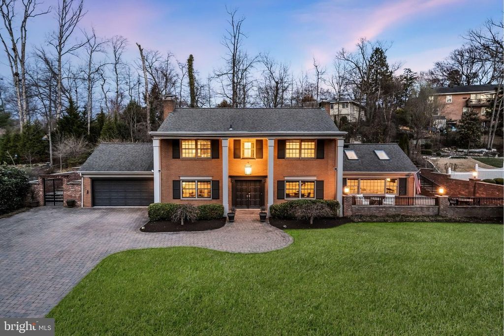 7305 FORT HUNT RD, Alexandria, VA 22307