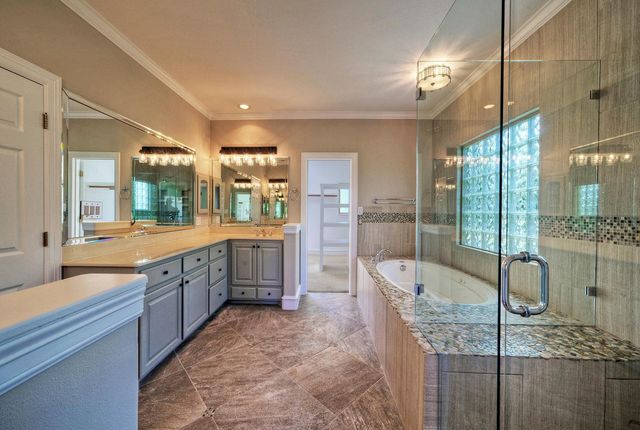 12012 Uplands Ridge DR, Bee Cave, TX 78738