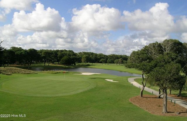 218 NE 72nd Street, Oak Island, NC 28465