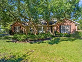 155 Hill Dr., Pawleys Island, SC 29585