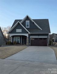 3242 Spring Forest Road, Harrisburg, NC 28075