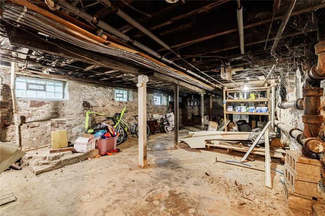 4725 Lake Ave, Rochester, NY 14612