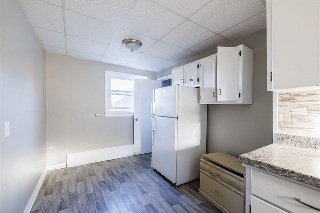 4725 Lake Ave, Rochester, NY 14612