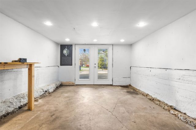 2854 Catherine Street, Dallas, TX 75211