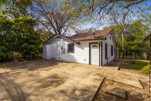 2854 Catherine Street, Dallas, TX 75211