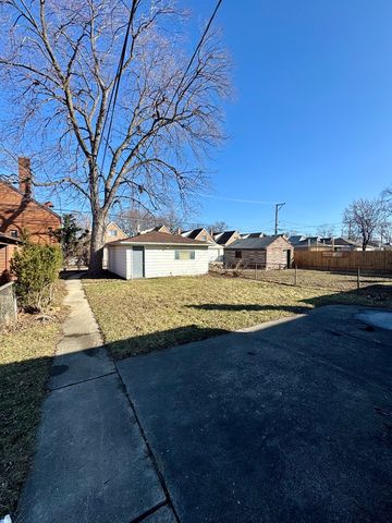 3338 W 83RD Place, Chicago, IL 60652