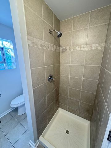 3338 W 83RD Place, Chicago, IL 60652