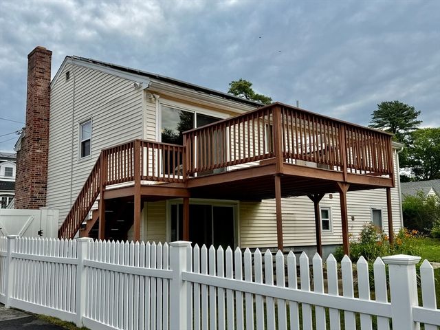 10 Sheridan St top, Billerica, MA 01821