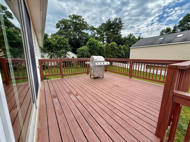 10 Sheridan St top, Billerica, MA 01821