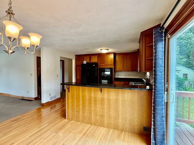 10 Sheridan St top, Billerica, MA 01821