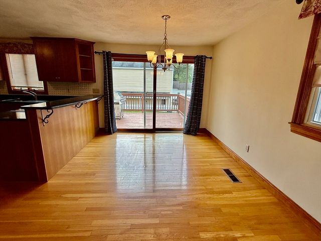 10 Sheridan St top, Billerica, MA 01821