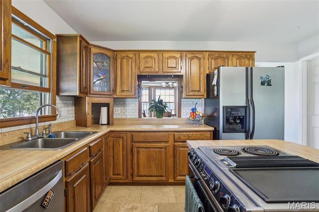 4455 Cedar Tree Lane, De Soto, MO 63020