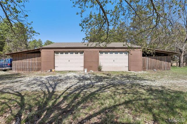 4455 Cedar Tree Lane, De Soto, MO 63020