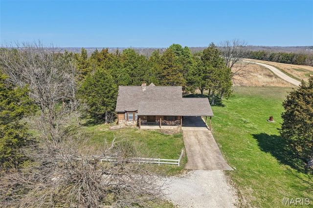 4455 Cedar Tree Lane, De Soto, MO 63020