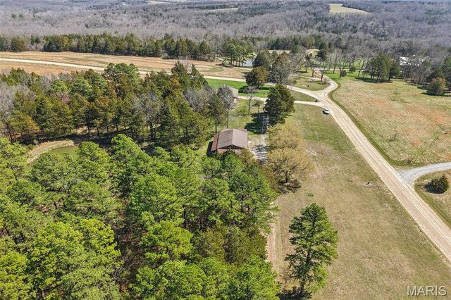 4455 Cedar Tree Lane, De Soto, MO 63020