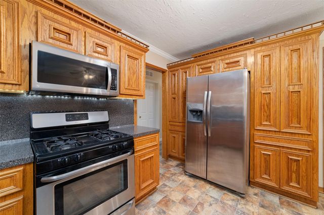 3511 Guthrie Drive, Pasadena, TX 77503