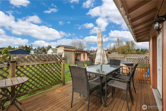 17937 Iris Place SW, Rochester, WA 98579