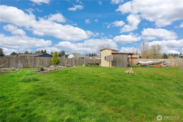 17937 Iris Place SW, Rochester, WA 98579