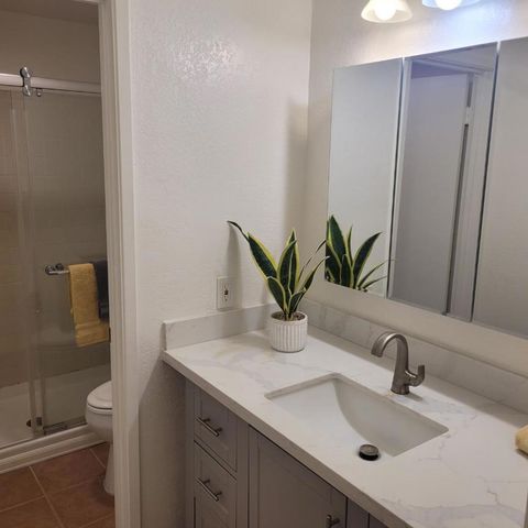 120 Saratoga Avenue 84, Santa Clara, CA 95051
