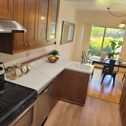 120 Saratoga Avenue 84, Santa Clara, CA 95051