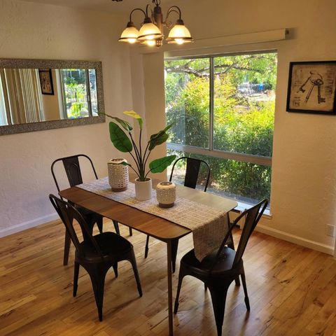 120 Saratoga Avenue 84, Santa Clara, CA 95051