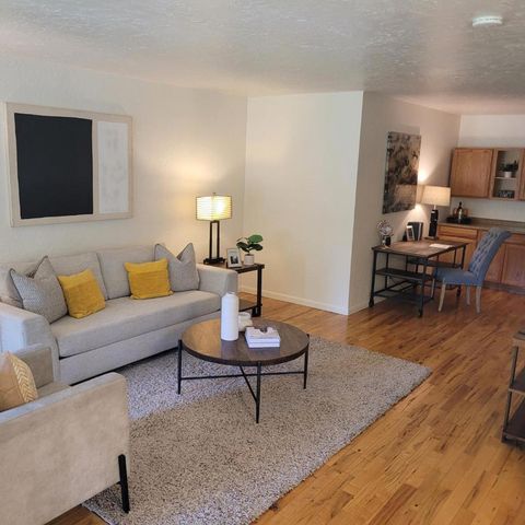 120 Saratoga Avenue 84, Santa Clara, CA 95051